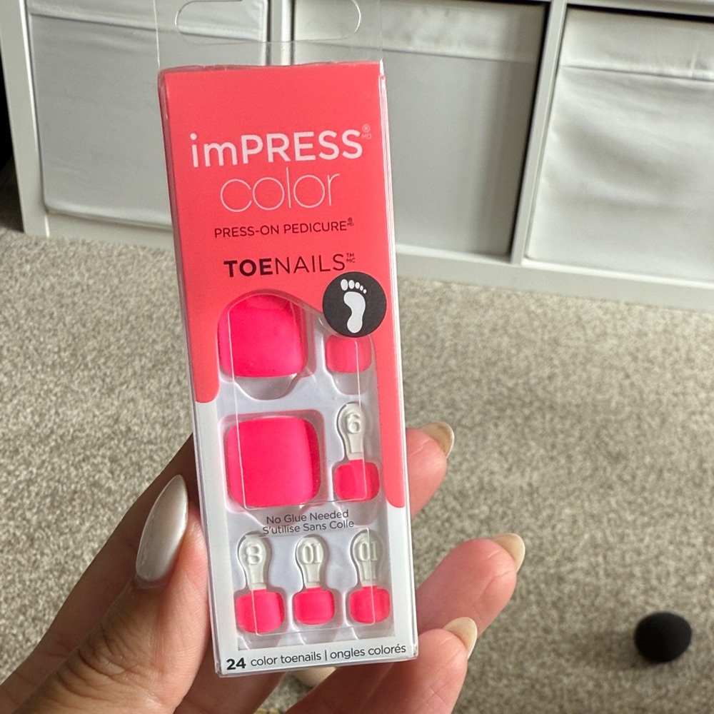 imPRESS Vibrant Pink Press-On Pedicure Toenails